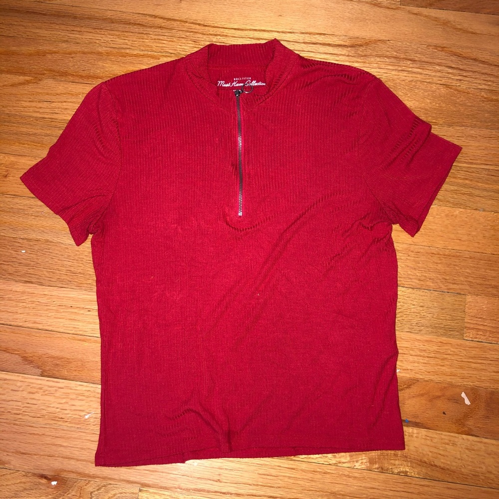 Hollister Zip Top